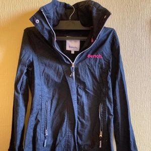 Women Small Bench jacket and sweater